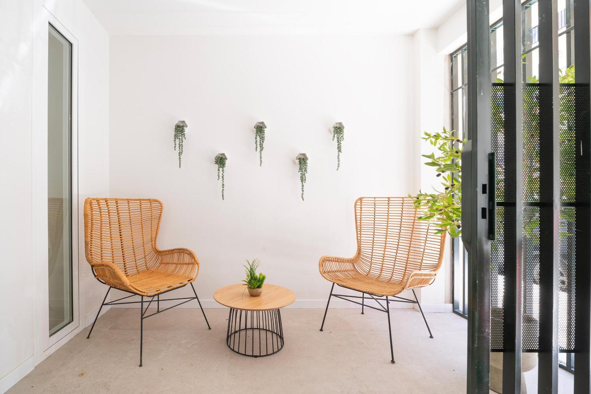 Ag7 Loft Espaciosos Estudios Con Terraza Cercanos Al Metro Zona Ayora Appartement *