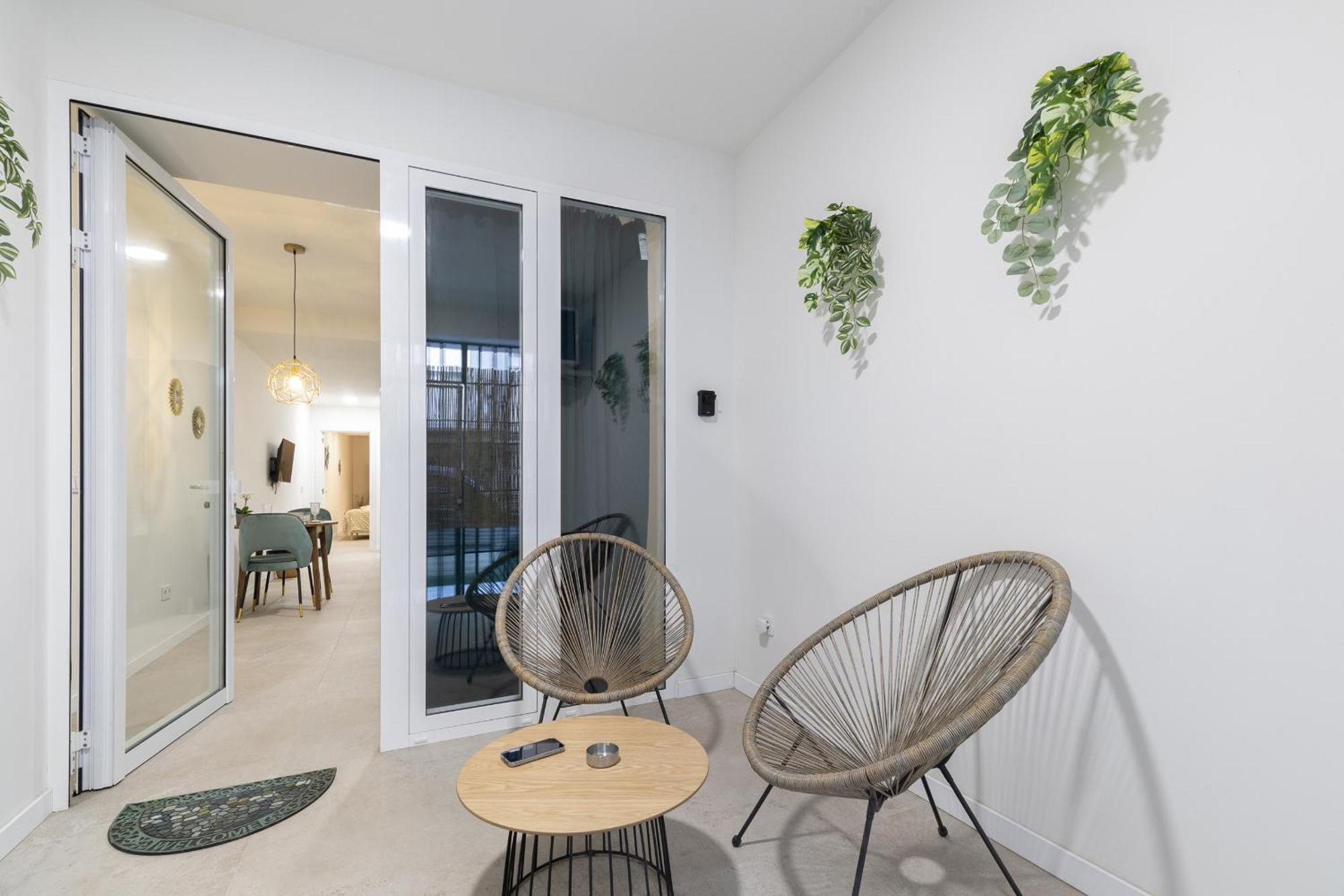 Ag7 Loft Espaciosos Estudios Con Terraza Cercanos Al Metro Zona Ayora Valencia